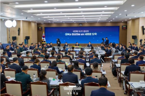 이재명 대통령 '국민의 군대로서 본연의 임무 제대로 수행해 달라' 기사 이미지