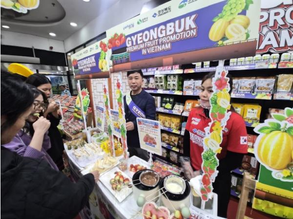 고령딸기, 경북 K-푸드 시군 합동 해외팝업 참여 기사 이미지