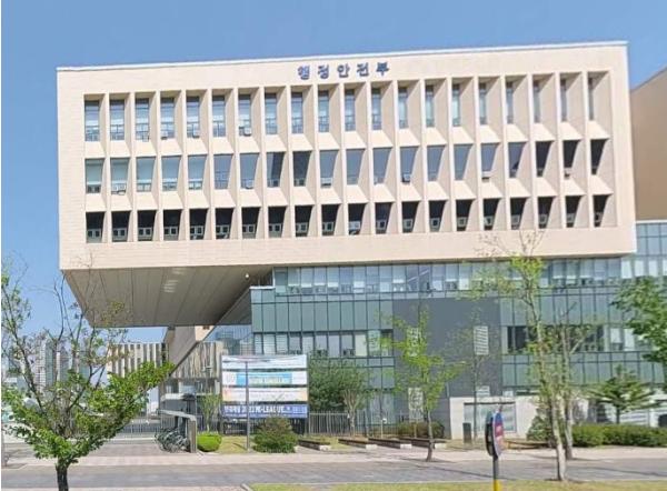 행안부 장관, 일본 총무·디지털·방재 대신 면담 기사 이미지