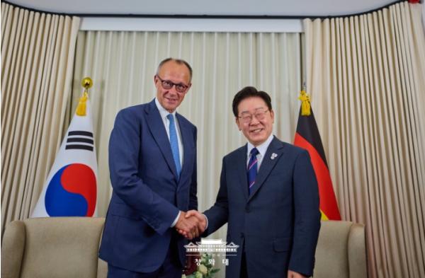 한-독 정상회담, 이재명 대통령 '방산 분야 다양한 협력 모델 모색' 기사 이미지